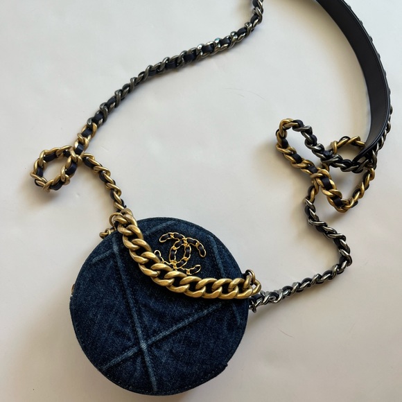 AUTHENTIC Chanel Round Denim mini bag - Picture 3 of 11